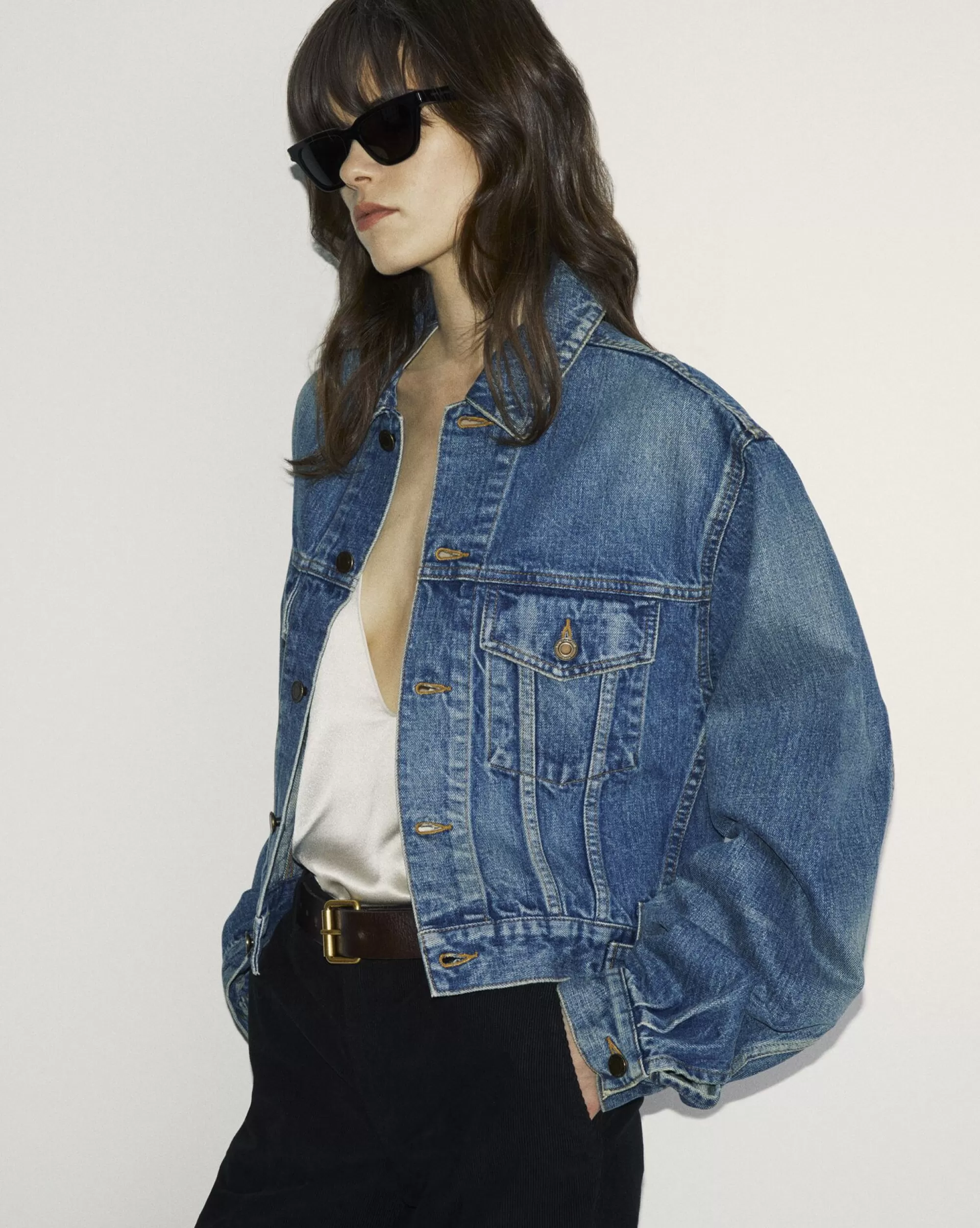 Women Saint Laurent Denim^80's Jacket In Vintage Blue Denim | | YSL.com