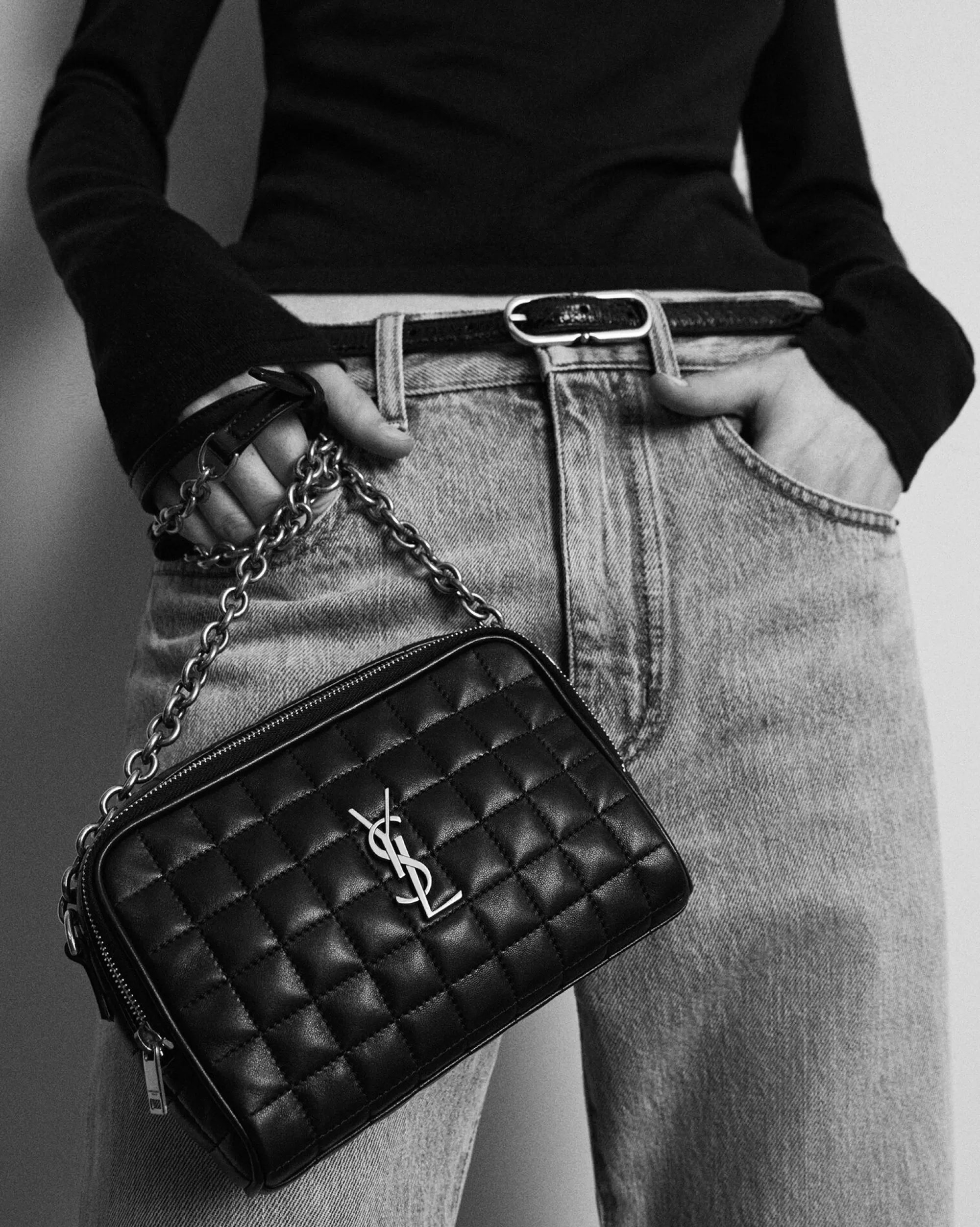 Women Saint Laurent MINI BAGS | CROSSBODY BAGS^CASSANDRE MATELASSÉ CARRÉ Mini Camera Bag In Lambskin | | YSL.com