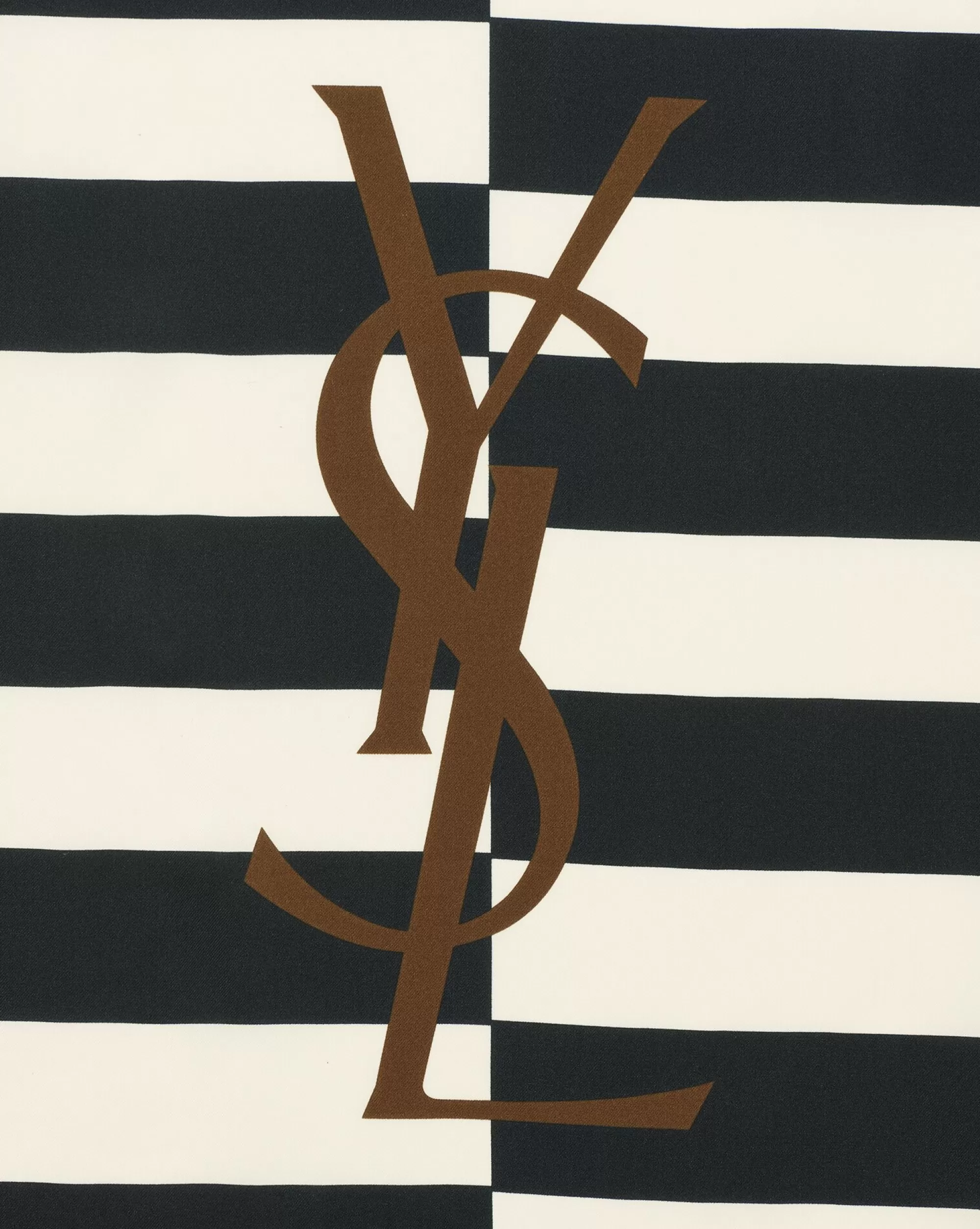 Saint Laurent TEXTILE ACCESSORIES^Cassandre Scarf In Silk Twill | | YSL.com