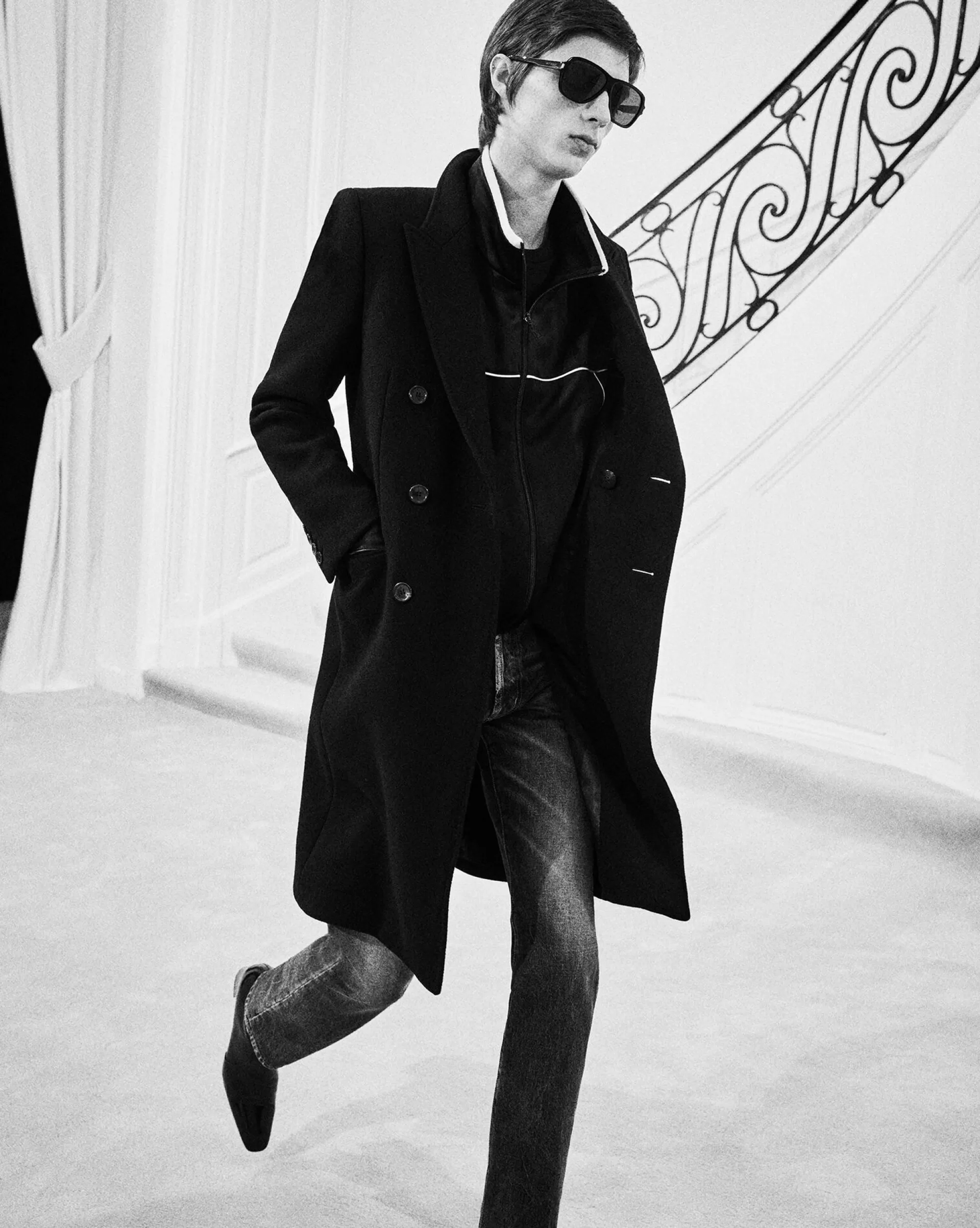 Saint Laurent ALL READY TO WEAR | COATS^Coat In Wool | | YSL.com