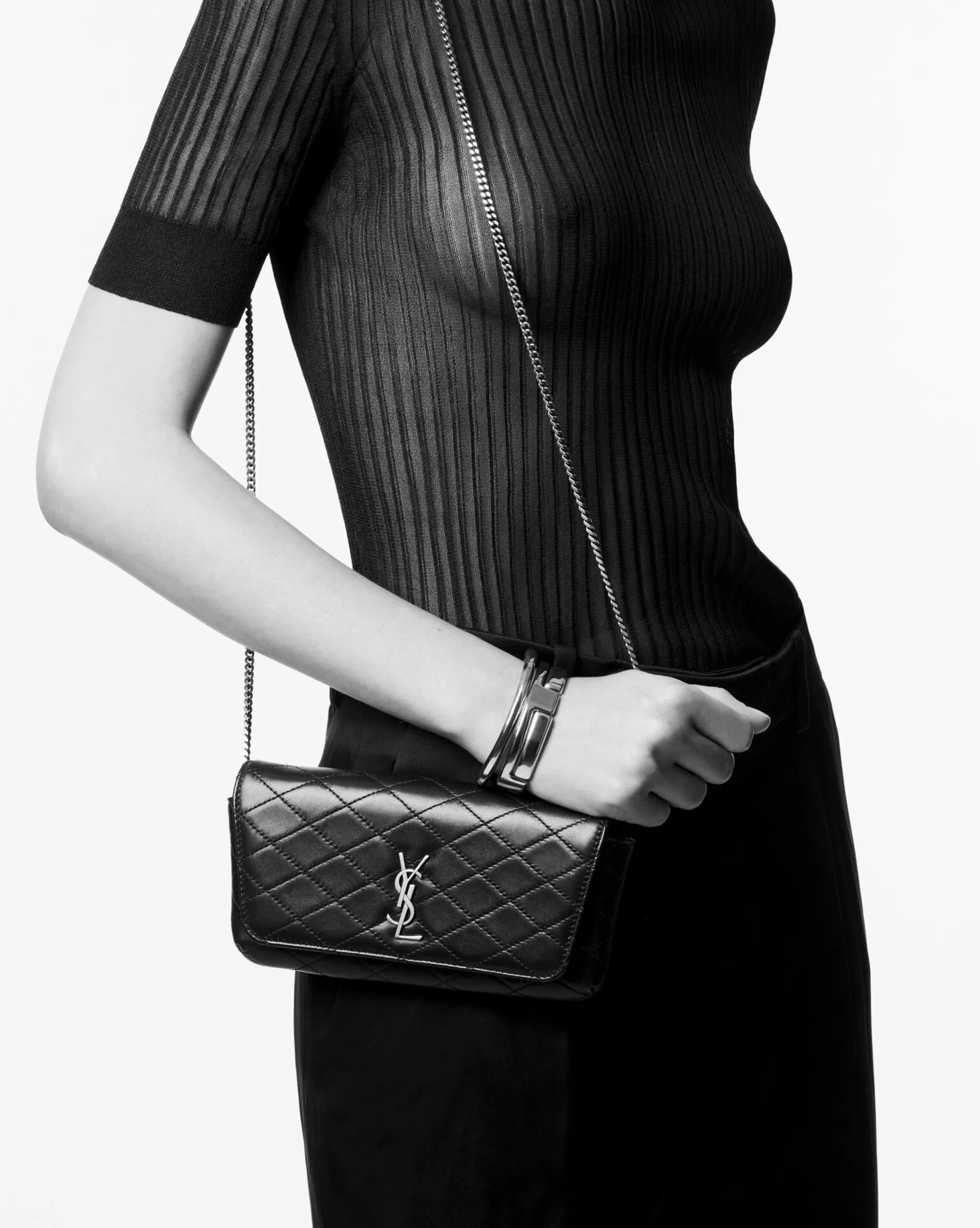 Women Saint Laurent CHAIN WALLETS | CROSSBODY BAGS^GABY Chain Phone Holder In Quilted Suede | | YSL.com