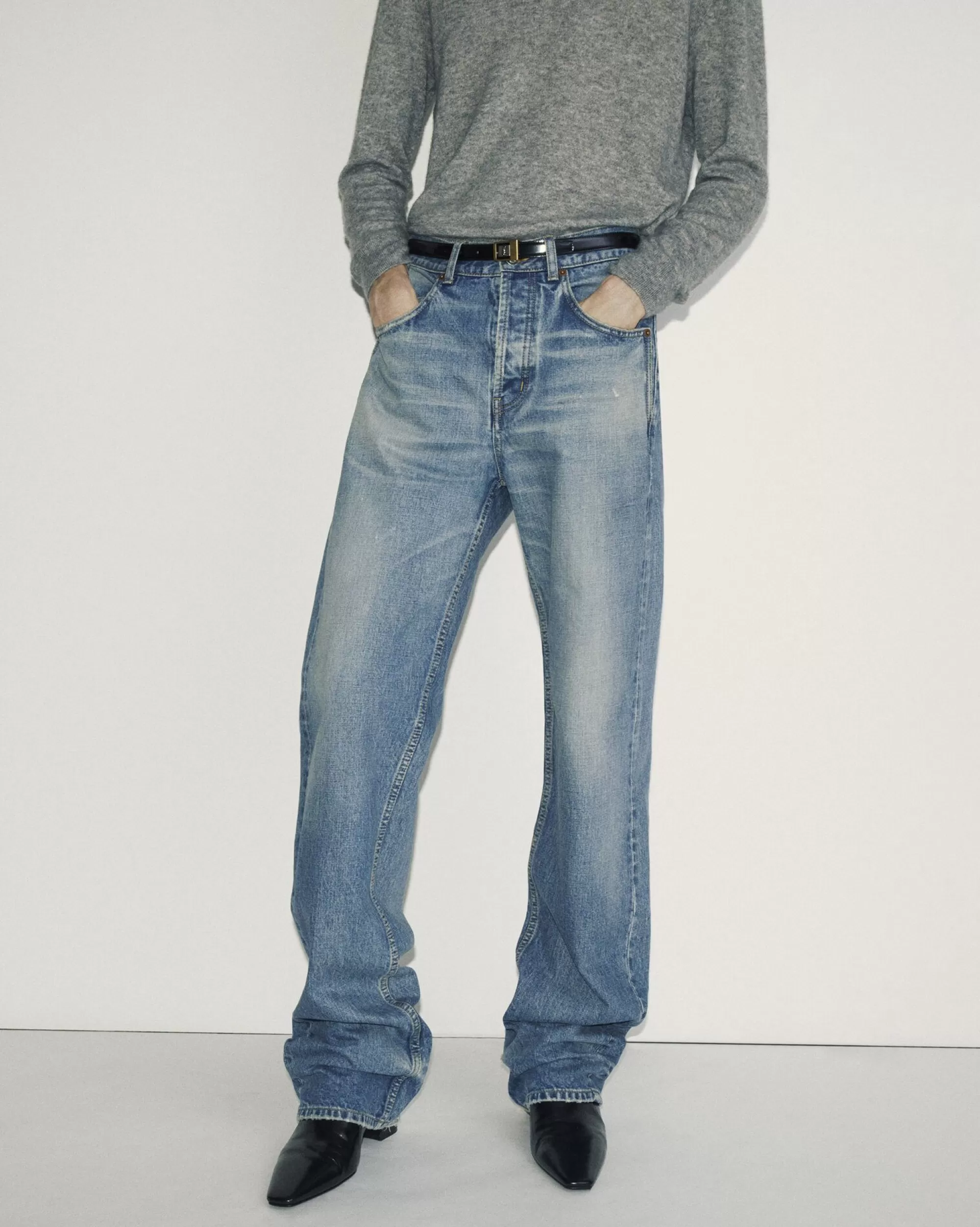 Saint Laurent ALL READY TO WEAR | DENIM^Long Baggy Jeans In Denim | | YSL.com