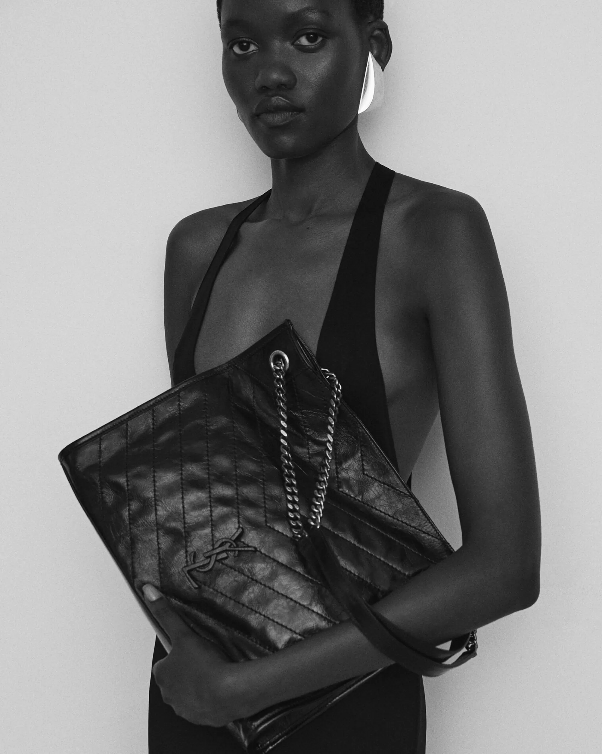 Women Saint Laurent NIKI | TOTES AND SHOPPINGS^NIKI SHOPPING IN VINTAGE LEATHER | | YSL.com