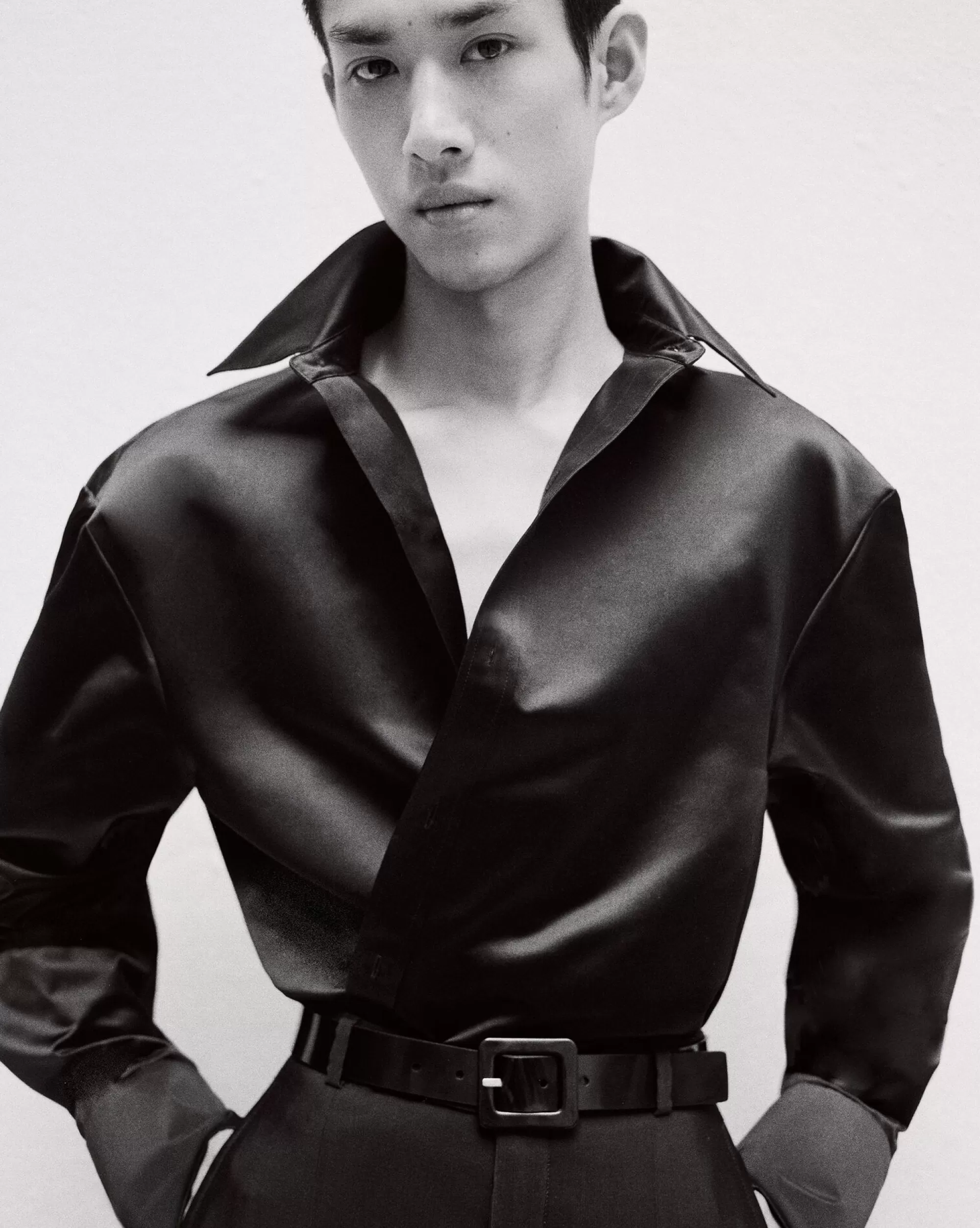 Saint Laurent ALL READY TO WEAR | SHIRTS^Oversized Shirt In Silk Duchess Satin | | YSL.com