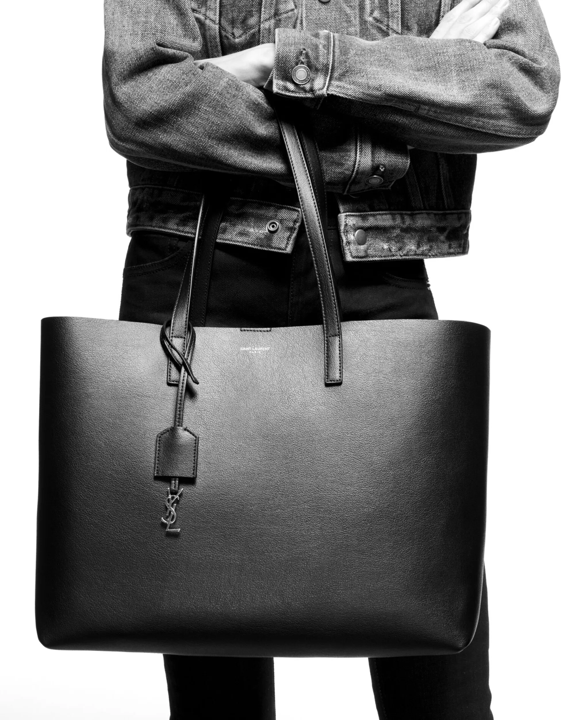 Women Saint Laurent TOTES AND SHOPPINGS^Shopping Leather | | YSL.com